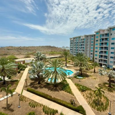 Urb Playa Moreno в апреле — фото погоды (2026-04-15)