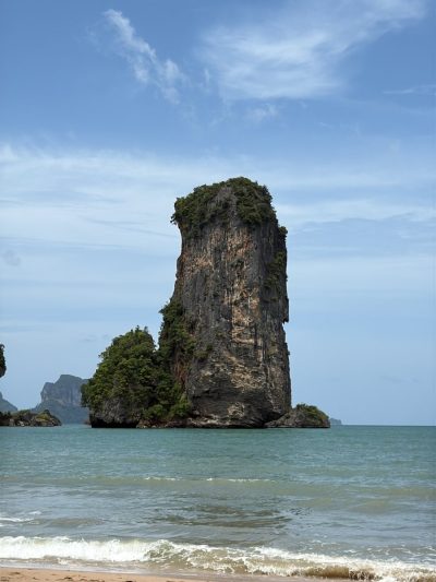 Centara Grand Beach Resort and Villas Krabi — фото погоды в августе (2025-08-04)