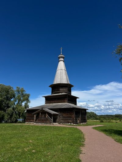 "Витославлицы": Музей Деревянного Зодчества в июле — фото погоды (2026-07-17)