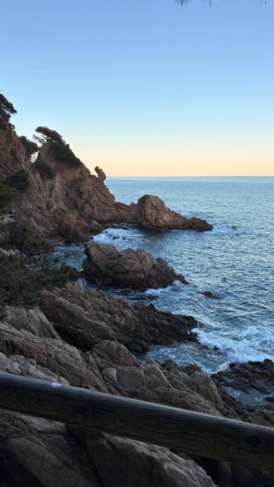 Cala de Sant Francesc в апреле — фото погоды (2026-04-04)
