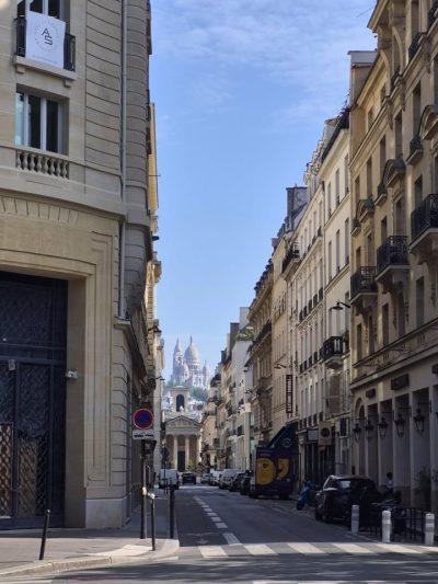 Sacre Coeur, Paris в июне — фото погоды (2026-06-12)