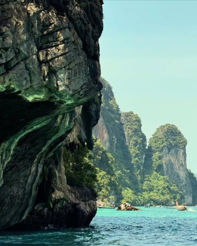 Monkey Bay - Phi-Phi Island в декабре — фото погоды (2025-12-16)