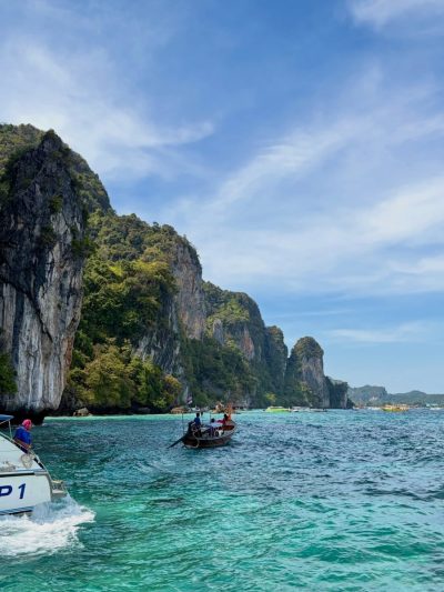 Monkey Bay - Phi-Phi Island в январе — фото погоды (2026-01-11)