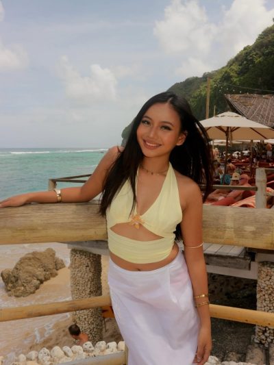 Sundays Beach Club в мае — фото погоды (2026-05-19)