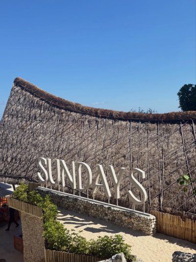 Sundays Beach Club в июне — фото погоды (2026-06-10)