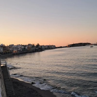 Chersonisos в июле — фото погоды (2026-07-10)