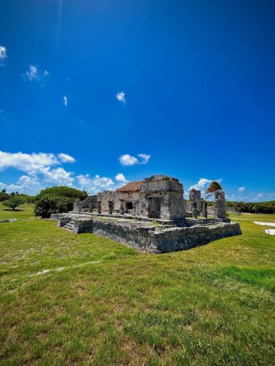Zona Arqueologica de Tulum в июне — фото погоды (2026-06-20)