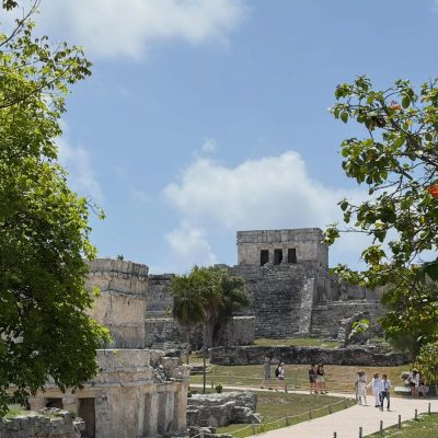 Zona Arqueologica de Tulum в июне — фото погоды (2026-06-21)
