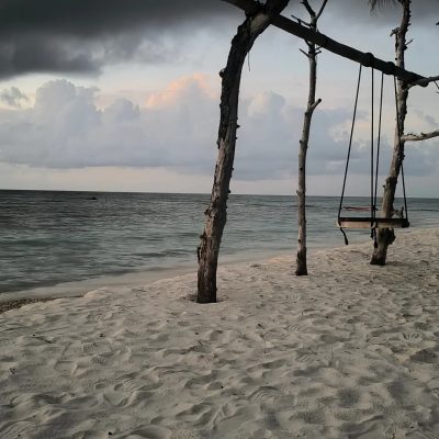 Sunset Beach Naifaru в ноябре — фото погоды (2025-11-02)