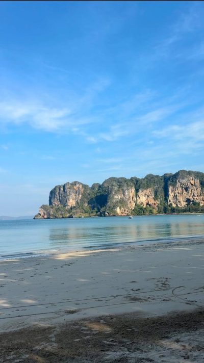Rayavadee, Krabi Thailand в апреле — фото погоды (2026-04-08)