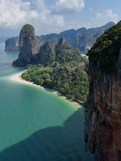 Rayavadee, Krabi Thailand в апреле — фото погоды (2026-04-26)