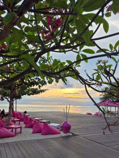PinkCoco Gili T в ноябре — фото погоды (2025-11-24)