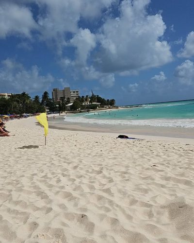 Dover Beach, Barbados в январе — фото погоды (2026-01-26)