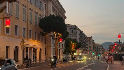 Le port de Nice, Côte d'Azur, France в июне — фото погоды (2026-06-26)