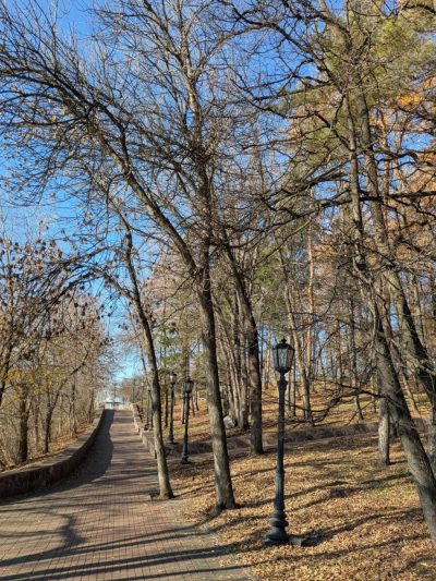 Парк Имени Салавата Юлаева в октябре — фото погоды (2025-10-26)