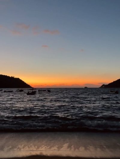 Puerto Marquez в январе — фото погоды (2026-01-27)