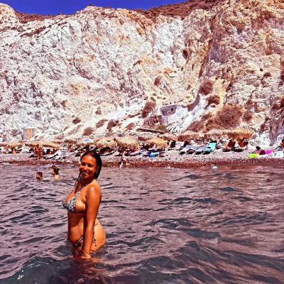 White Beach Santorini в августе — фото погоды (2025-08-30)