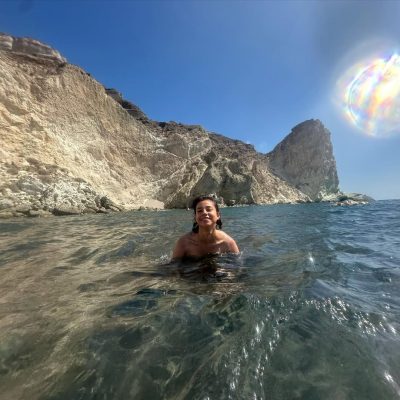 White Beach Santorini в сентябре — фото погоды (2025-09-19)