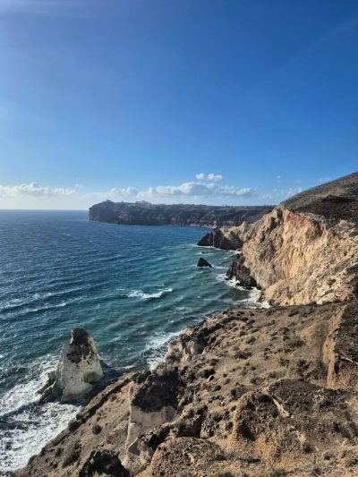 White Beach Santorini в октябре — фото погоды (2025-10-03)
