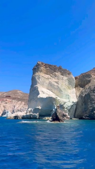 White Beach Santorini в октябре — фото погоды (2025-10-24)