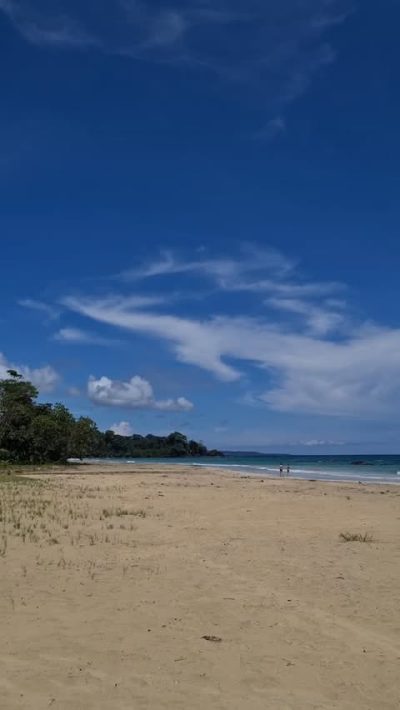 Red Frog Beach в сентябре — фото погоды (2025-09-29)