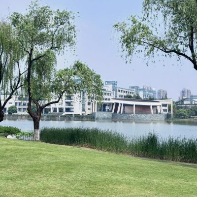 Zhejiang University в апреле — фото погоды (2026-04-25)