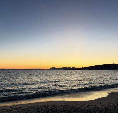 Plage de Juan-les-Pins в ноябре — фото погоды (2025-11-22)
