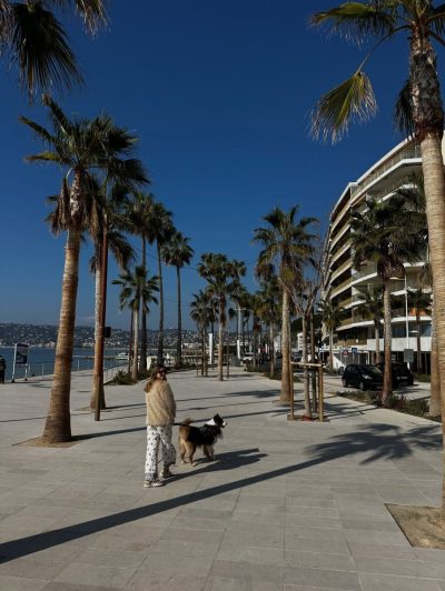 Plage de Juan-les-Pins в марте — фото погоды (2026-03-18)