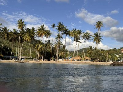 Marigot Bay Beach в апреле — фото погоды (2026-04-25)