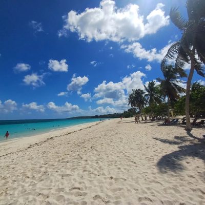 Playa Esmeralda, Holguin Cuba в сентябре — фото погоды (2025-09-08)
