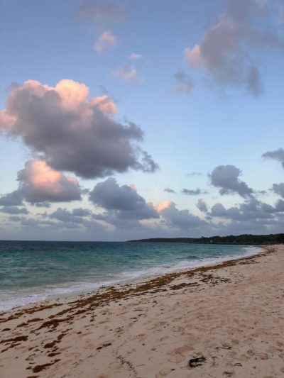 Playa Esmeralda, Holguin Cuba в декабре — фото погоды (2025-12-29)