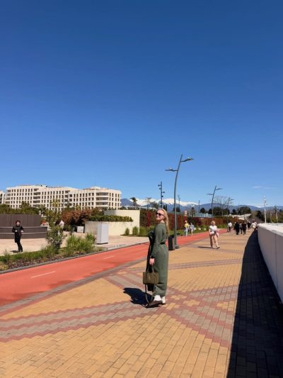 Адлер в апреле — фото погоды (2026-04-27)