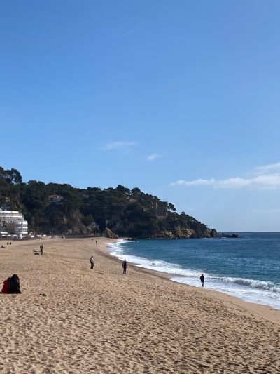 Castillo d'en Plaja, Lloret De Mar в феврале — фото погоды (2026-02-04)