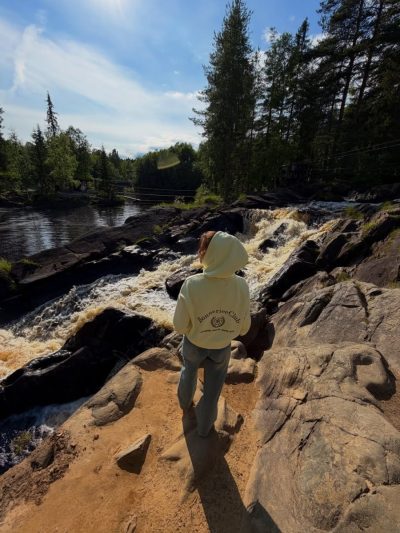 Водопады Рускеалы / Ruskeala Waterfalls в июне — фото погоды (2026-06-30)