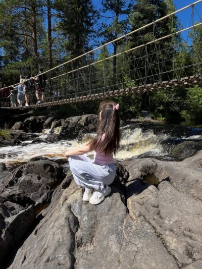 Водопады Рускеалы / Ruskeala Waterfalls в июле — фото погоды (2026-07-17)