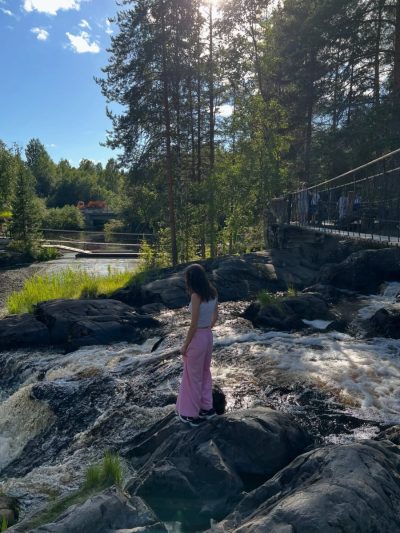 Водопады Рускеалы / Ruskeala Waterfalls в июле — фото погоды (2026-07-18)
