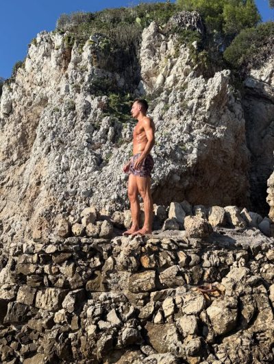 Baie des Milliardaires au Cap d'Antibes в сентябре — фото погоды (2025-09-29)