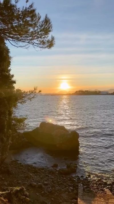 Baie des Milliardaires au Cap d'Antibes в январе — фото погоды (2026-01-30)