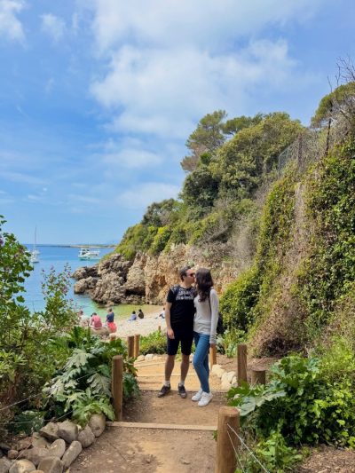 Baie des Milliardaires au Cap d'Antibes в апреле — фото погоды (2026-04-21)