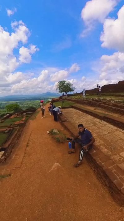 Sigiriya Rock в апреле — фото погоды (2026-04-30)