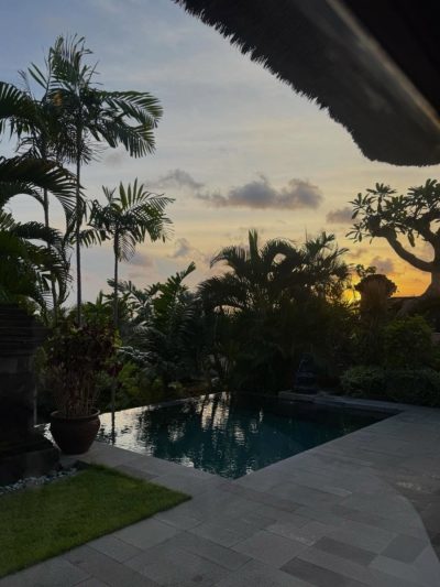 Four Seasons Resort Bali at Jimbaran Bay — фото погоды в апреле (2026-04-17)