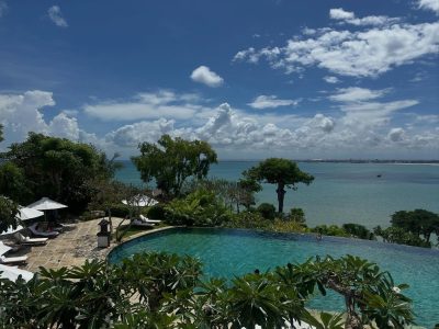 Four Seasons Resort Bali at Jimbaran Bay — фото погоды в мае (2026-05-01)