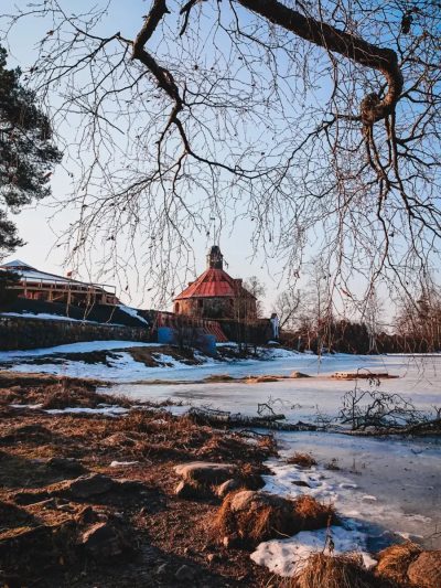 Крепость Корела, Приозерск в апреле — фото погоды (2026-04-22)