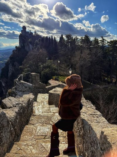 Republica San Marino в январе — фото погоды (2026-01-03)