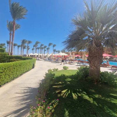 Stella Di Mare Beach Resort & Spa Makadi Bay в сентябре — фото погоды (2025-09-27)