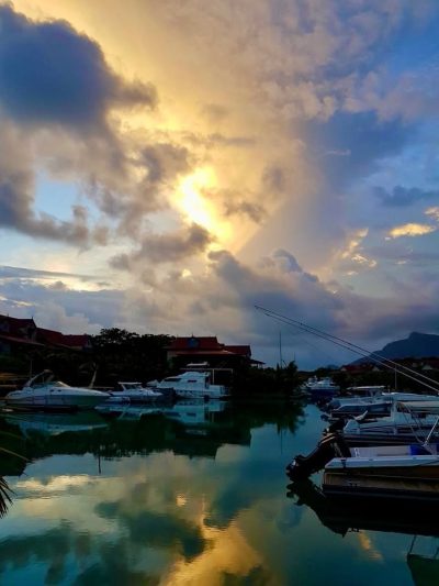 Eden Island, Mahe, Seychelles в апреле — фото погоды (2026-04-23)