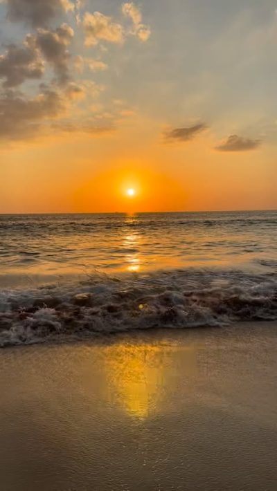 Kata Noi Beach, Phuket, Thailand в апреле — фото погоды (2026-04-17)