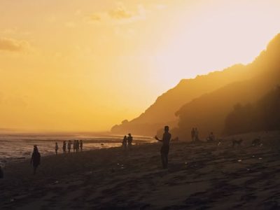 Nunggalan Beach в июле — фото погоды (2026-07-01)