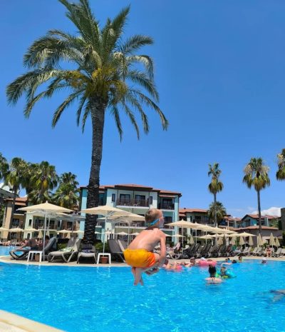 Gypsophila Holiday Village в июне — фото погоды (2026-06-27)
