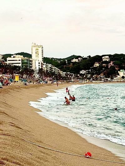 Playa Lloret De Mar, Costa Brava -Catalunya в августе — фото погоды (2025-08-30)